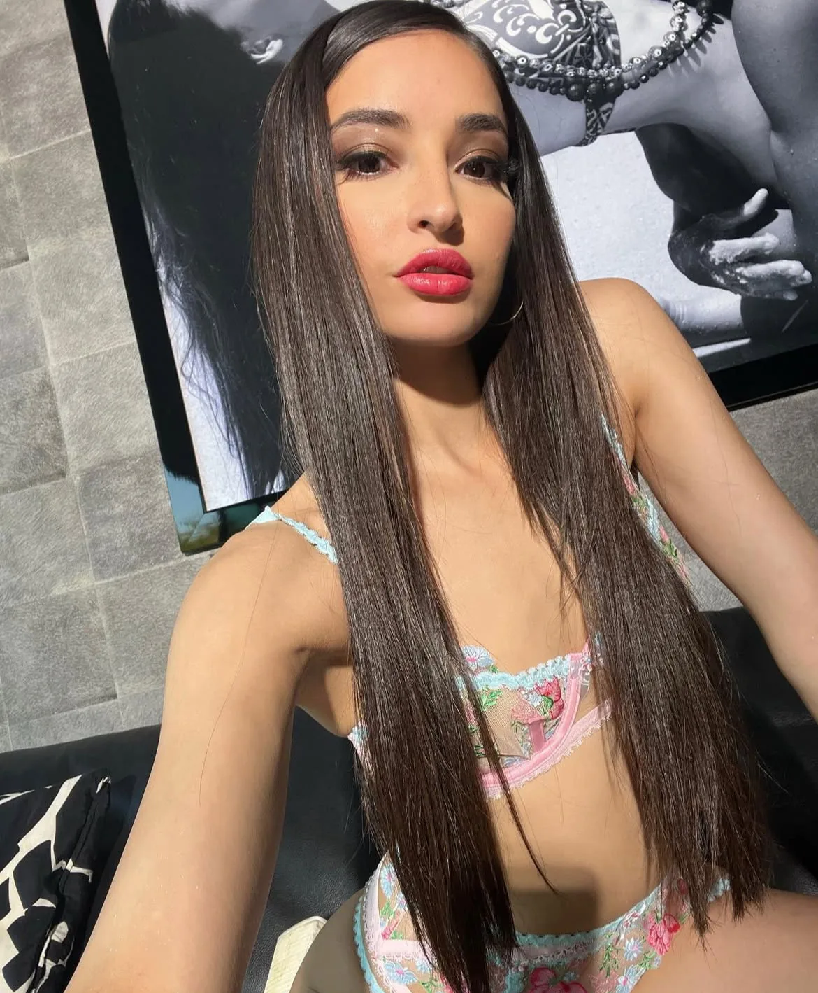 Camila escort Medellín