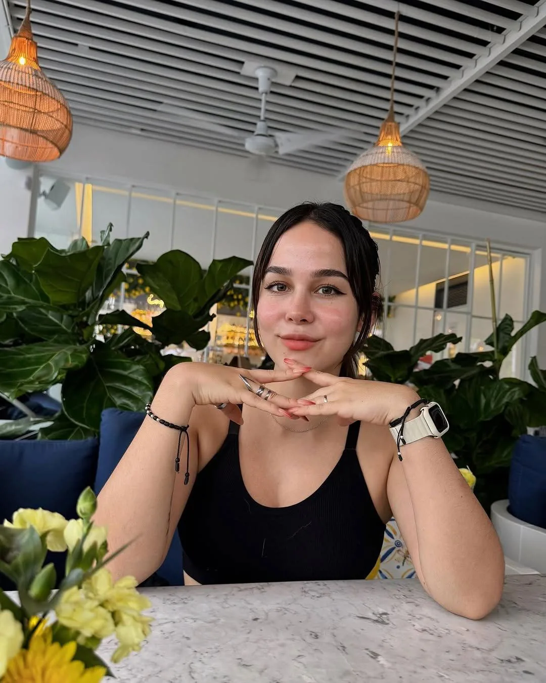 Nuria escort Medellín